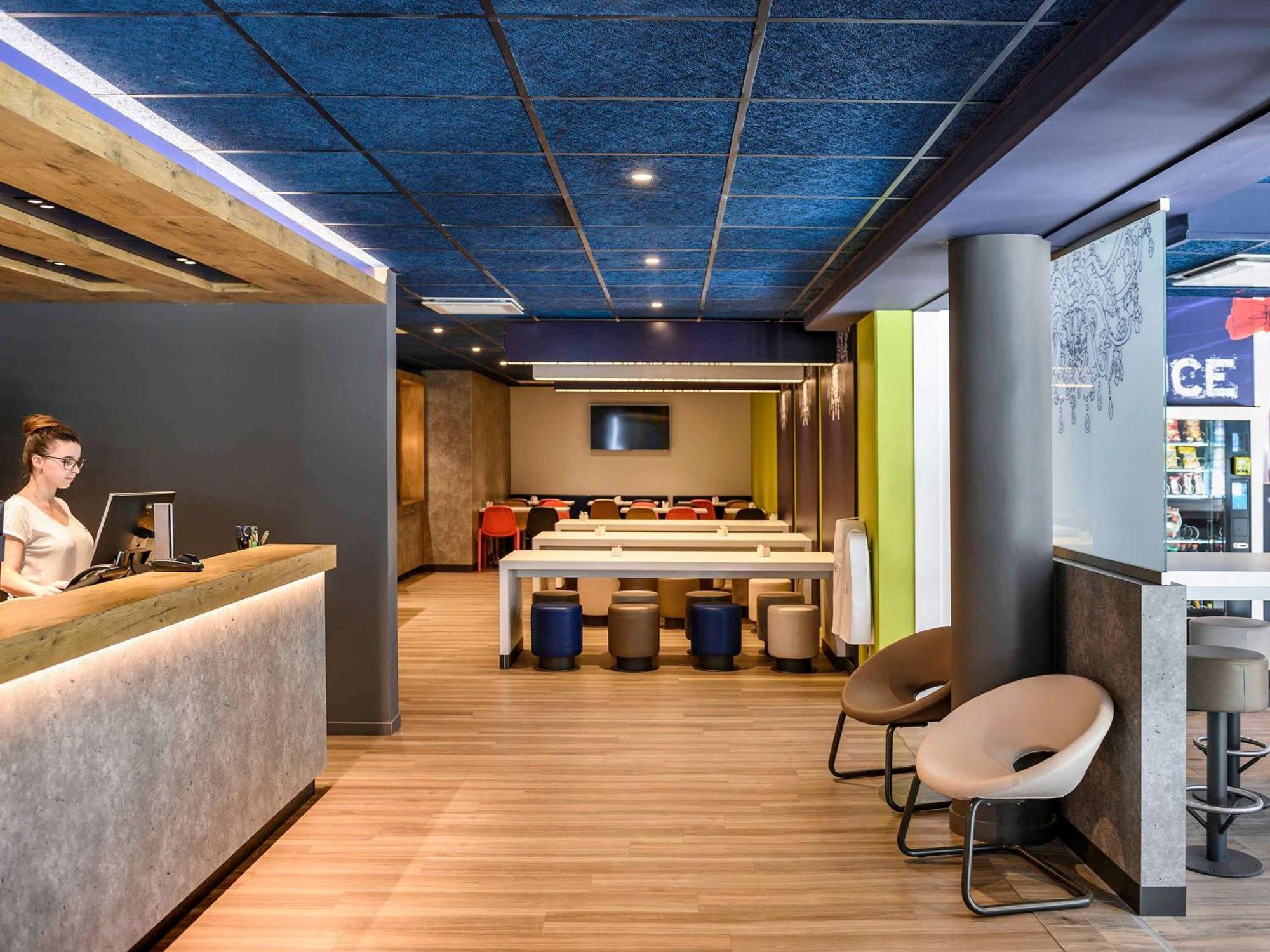 Ibis Budget Saint-Etienne Centre Gare Chateaucreux Exterior photo